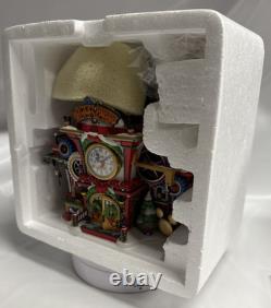 Dept 56 Disney Mickey Mouse Watch Factory North Pole Series 2006 Retired 56.951