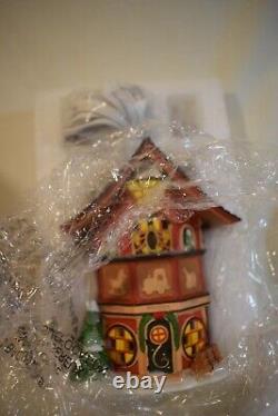 Dept 56 FINEST WOODEN TOYS North Pole Village NEW #6009828 (0823TT79)