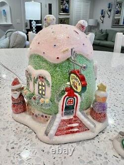 Dept 56 GUMDROP SHOP 4020950 North Pole Santa's Sweet Shop WithAccessory! RARE