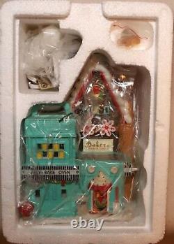 Dept 56 Hasbro Easy-bake Bakery North Pole Village Christmas 4049202