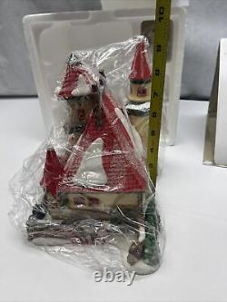 Dept 56 Heritage Village North Pole Series #56391 Route 1 Mr Mrs Clause Xmas JD
