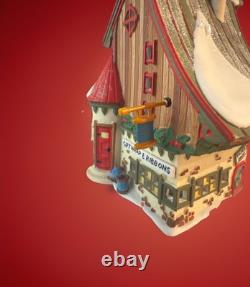 Dept 56 Heritage Village North Pole Series Candy Cane Lane Set #56390 NIB