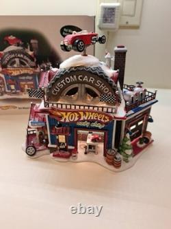 Dept 56 Hot Wheels Custom Car Shop #56.56784 NEW MOTOR INSTALLED NORTH POLE 2