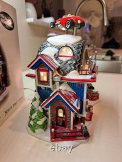 Dept 56 Hot Wheels Custom Car Shop #56.56784 NEW MOTOR INSTALLED NORTH POLE 2