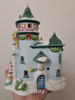 Dept 56 Ice Breakers Lounge #808924 North Pole Series EUC (COMPLETE SET)
