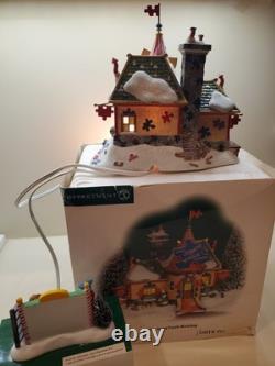 Dept 56 Jolly's Jigsaw Puzzle Workshop #799916 & A Puzzling Sign NORTH POLE VLG