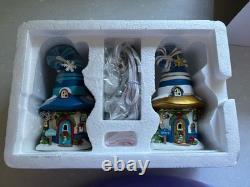 Dept 56 MERRY LANE COTTAGES #7 & 8 Set of 2 North Pole 6002878 Platinum Key D56