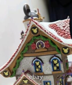 Dept. 56 Mickey's North Pole Holiday House Disney Showcase Christmas 56759 W Box