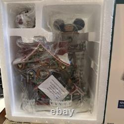 Dept. 56 Mickeys North Pole Holiday House Disney Christmas Lighted Village