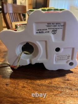 Dept 56 NORTH POLE 2008 RARE Robbie's Robot Factory #799998 READ