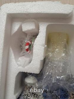Dept 56 NORTH POLE PENGIUN VISITORS' CENTER #805547 (COMPLETE) PRISTINE