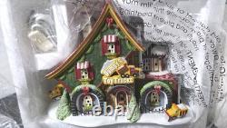 Dept 56 NPS Dumpy's Toy Trucks 799915 Retired 2009 Mint, House, Lighted, NIOB