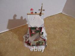 Dept. 56 North Pole 2006 Candy Cane Corner C Weathervane #56.5692 HTF Excellent