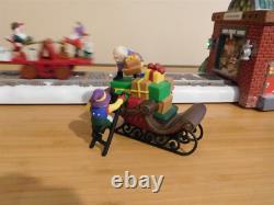 Dept 56 North Pole Animated Loading the Sleigh #56.52732 NIB