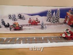 Dept 56 North Pole Animated Loading the Sleigh #56.52732 Works Perfectly