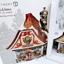 Dept 56 North Pole Baskets And Bows #808925 Christmas Village in Box