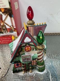 Dept. 56 North Pole Brite Lites Bulb Factory Lighted Building with Box & accessory