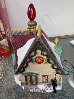 Dept. 56 North Pole Brite Lites Bulb Factory Lighted Building with Box & accessory