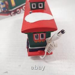 Dept 56 North Pole Christmas Village NORTHERN LIGHTS CABOOSE 4050968 READ