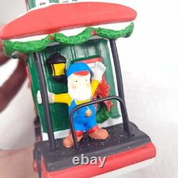 Dept 56 North Pole Christmas Village NORTHERN LIGHTS CABOOSE 4050968 READ