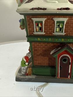 Dept 56 North Pole Christmas Village Sesame Street North Pole Building, Big Bird