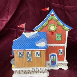 Dept 56 North Pole Fisher-Price Pull Toy Factory #4050962