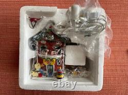 Dept 56 North Pole Fisher-Price Pull Toy Factory NOS, Lighted Collectible