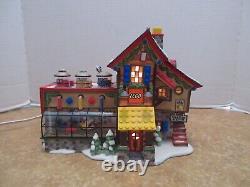 Dept. 56 North Pole Lego Building Creation Station #56.56735 Interior Scene