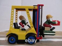 Dept. 56 North Pole Lego Warehouse Forklift #56.56819 Working Condition