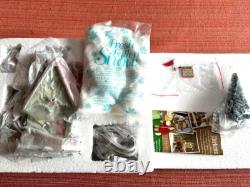 Dept 56 North Pole Millie's Mistletoe Box Set NIB, Sliver Series