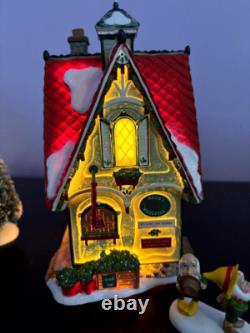 Dept 56 North Pole Millie's Mistletoe Box Set NIB, Sliver Series