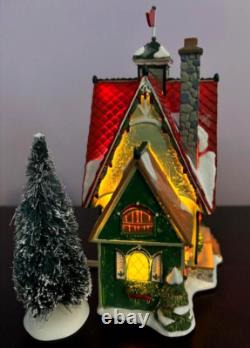 Dept 56 North Pole Millie's Mistletoe Box Set NIB, Sliver Series