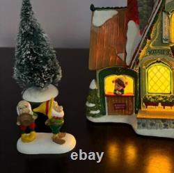 Dept 56 North Pole Millie's Mistletoe Box Set NIB, Sliver Series