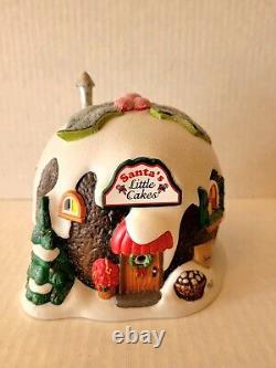 Dept 56 North Pole Santa Little Cakes Sweet Shop Series, 404833 Retired