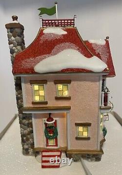 Dept 56 North Pole Series Barbie Boutique 2001 Christmas Village Lights Up 56739