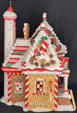 Dept 56 North Pole Series Christmas Sweet Shop 30th An. Limited Edition #56791