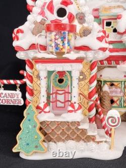Dept 56 North Pole Series Christmas Sweet Shop 30th An. Limited Edition #56791