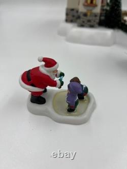 Dept 56 North Pole Series Glacier Park Pavilion Xmas Village Holiday Gift Set