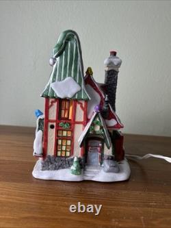 Dept 56 North Pole Series Hatly Hall #804440 Old Store Stock Missing Sign