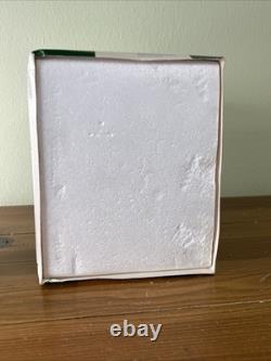 Dept 56 North Pole Series Hatly Hall #804440 Old Store Stock Missing Sign