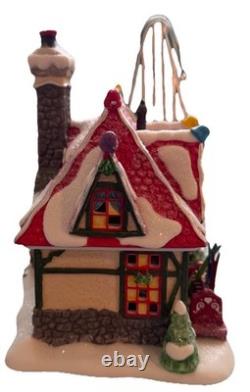 Dept 56 North Pole Series Hatly Hall Dormitory For Elves #804440 Brand New