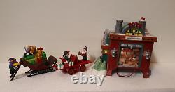 Dept 56 North Pole Series LOADING THE SLEIGH 52735 Train Christmas in Box