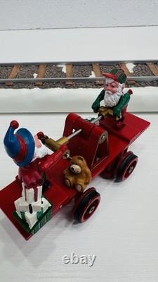Dept 56 North Pole Series Loading The Sleigh Retired Excellent Condition