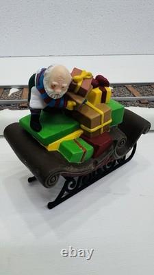 Dept 56 North Pole Series Loading The Sleigh Retired Excellent Condition