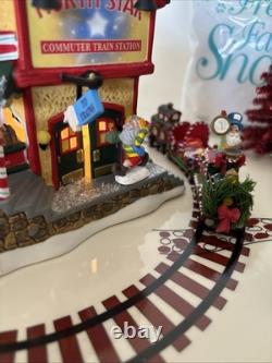 Dept 56 North Pole Series North Star Commuter Train Station #56782 Complete Set