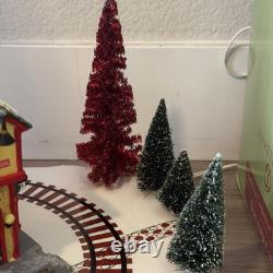 Dept 56 North Pole Series North Star Commuter Train Station #56782 Complete Set