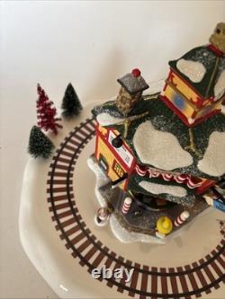 Dept 56 North Pole Series North Star Commuter Train Station #56782 Complete Set