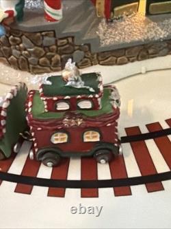 Dept 56 North Pole Series North Star Commuter Train Station #56782 Complete Set