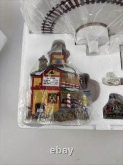 Dept 56 North Pole Series North Star Commuter Train Station #56782 Complete Set