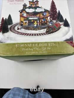 Dept 56 North Pole Series North Star Commuter Train Station #56782 Complete Set